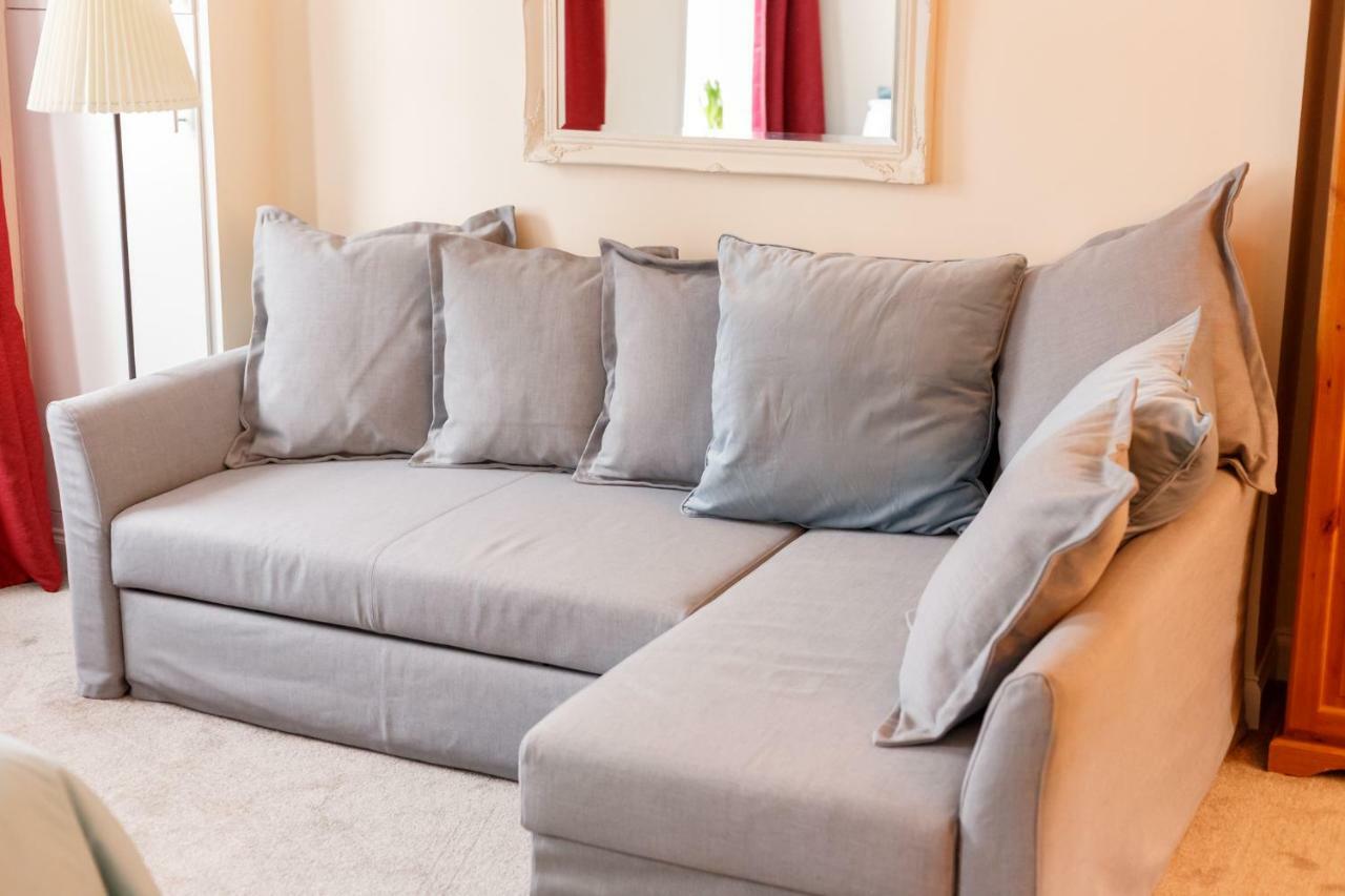 Stylish Town Centre Apartment Close To Beach And Shops Μπόρνμουθ Εξωτερικό φωτογραφία